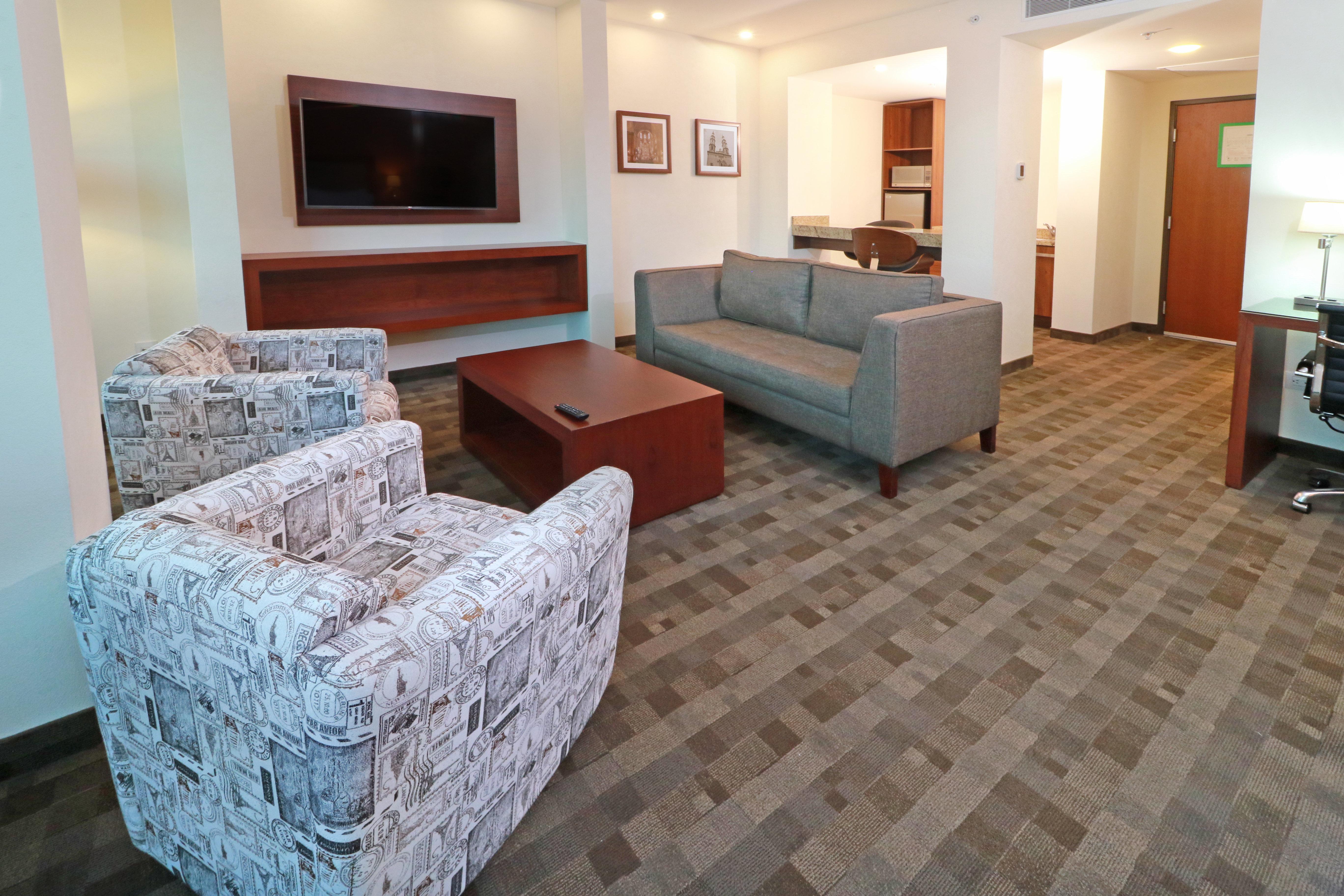 Holiday Inn & Suites Plaza Mayor By Ihg León Exteriér fotografie