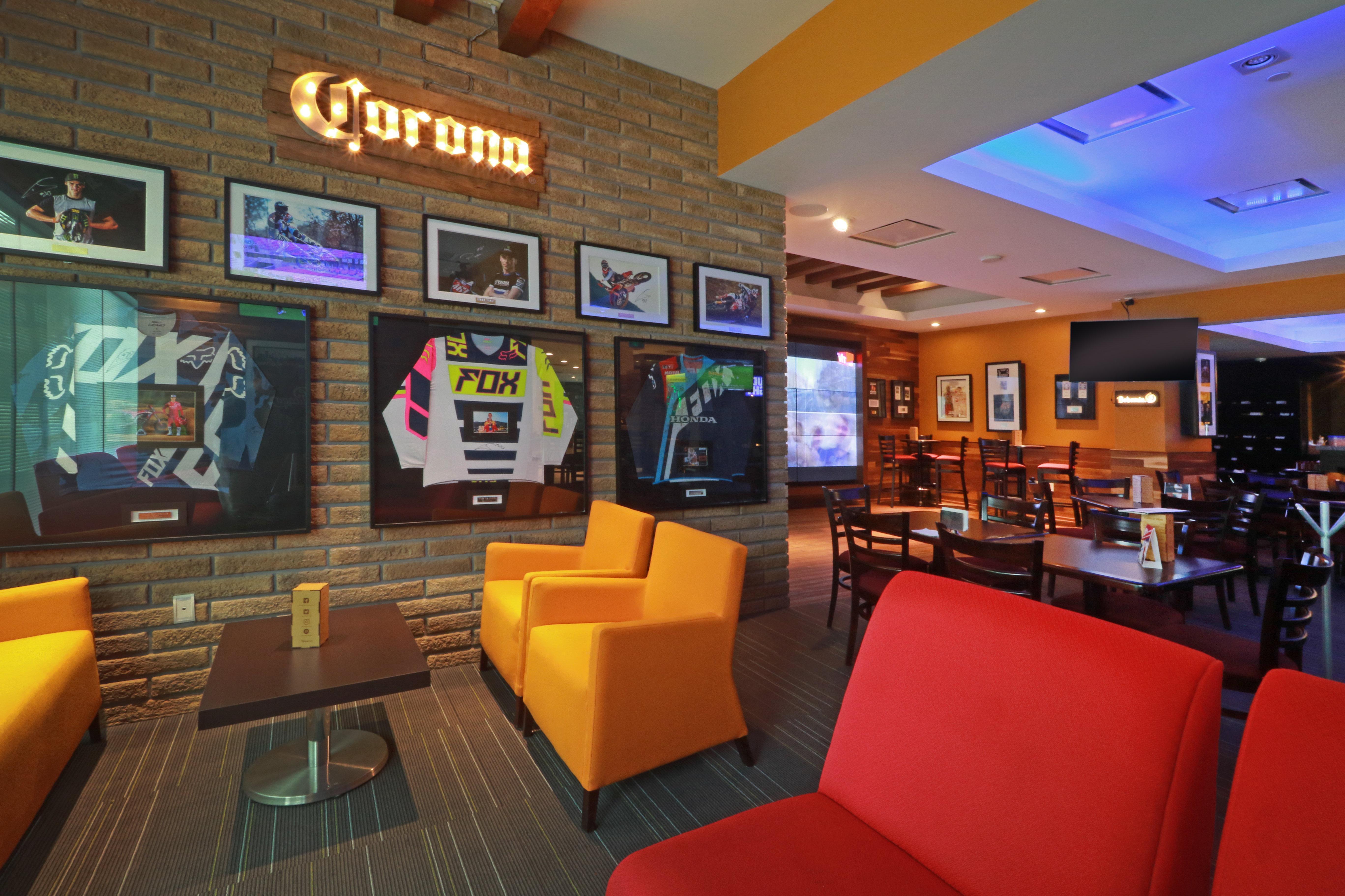 Holiday Inn & Suites Plaza Mayor By Ihg León Exteriér fotografie