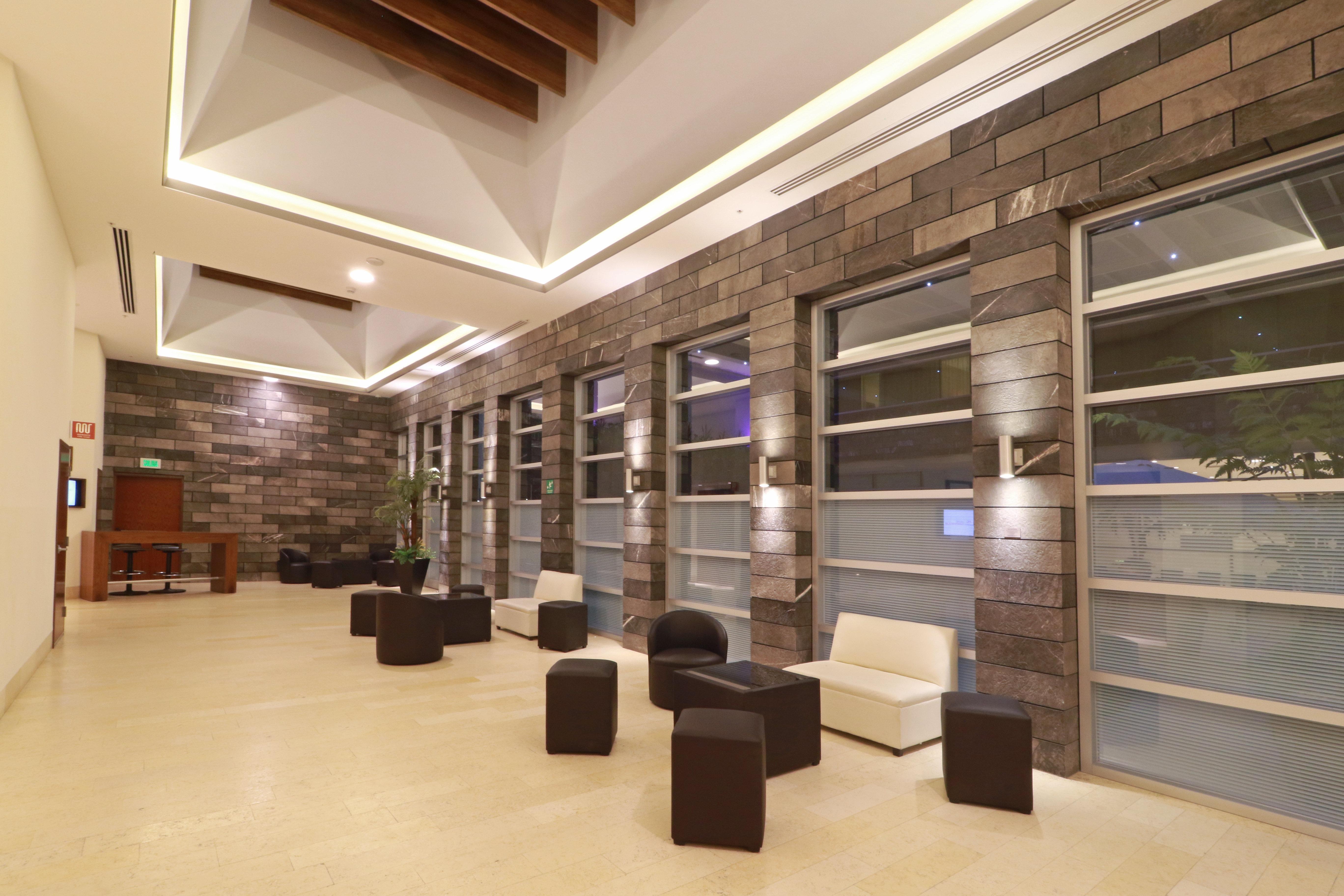 Holiday Inn & Suites Plaza Mayor By Ihg León Exteriér fotografie