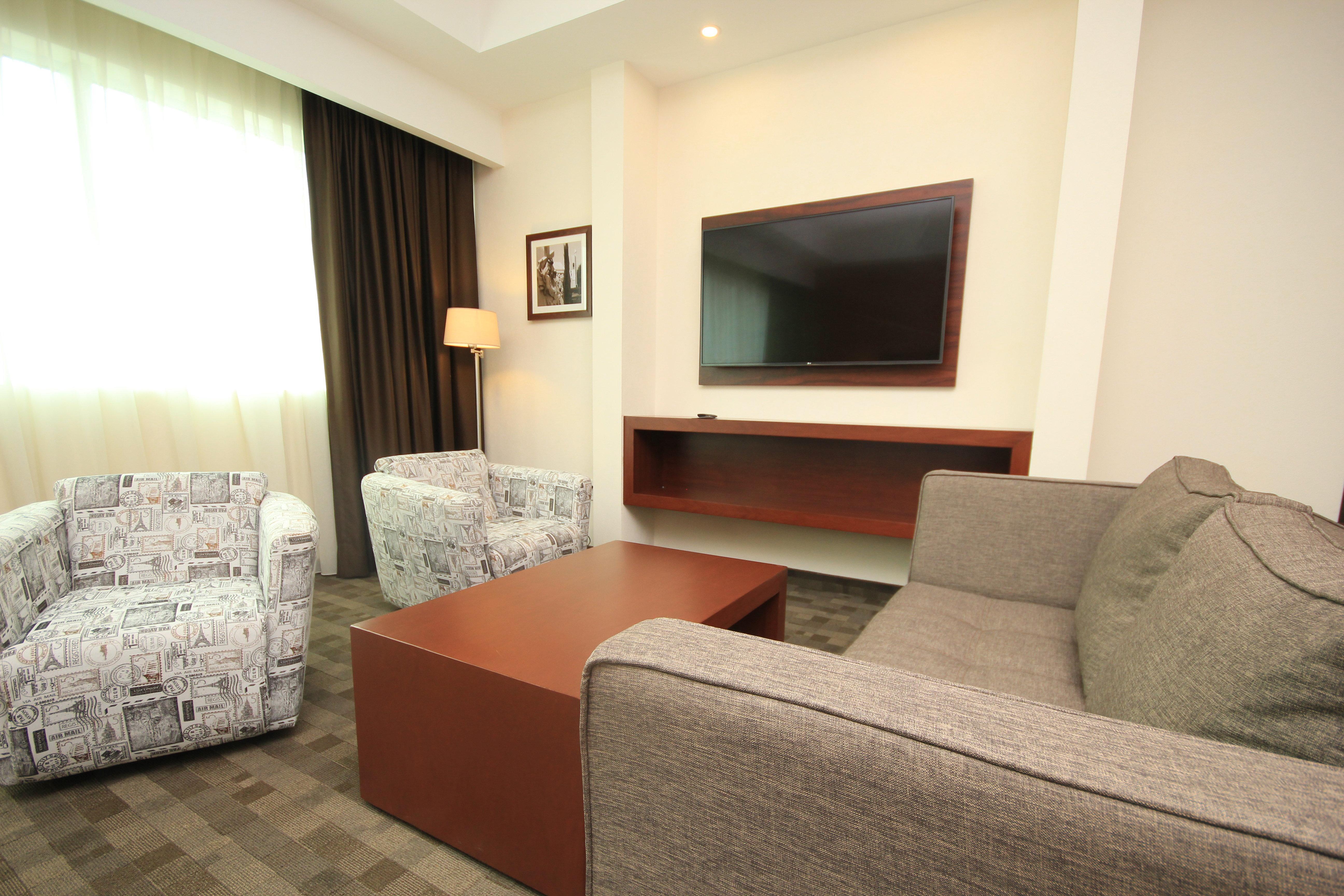 Holiday Inn & Suites Plaza Mayor By Ihg León Exteriér fotografie