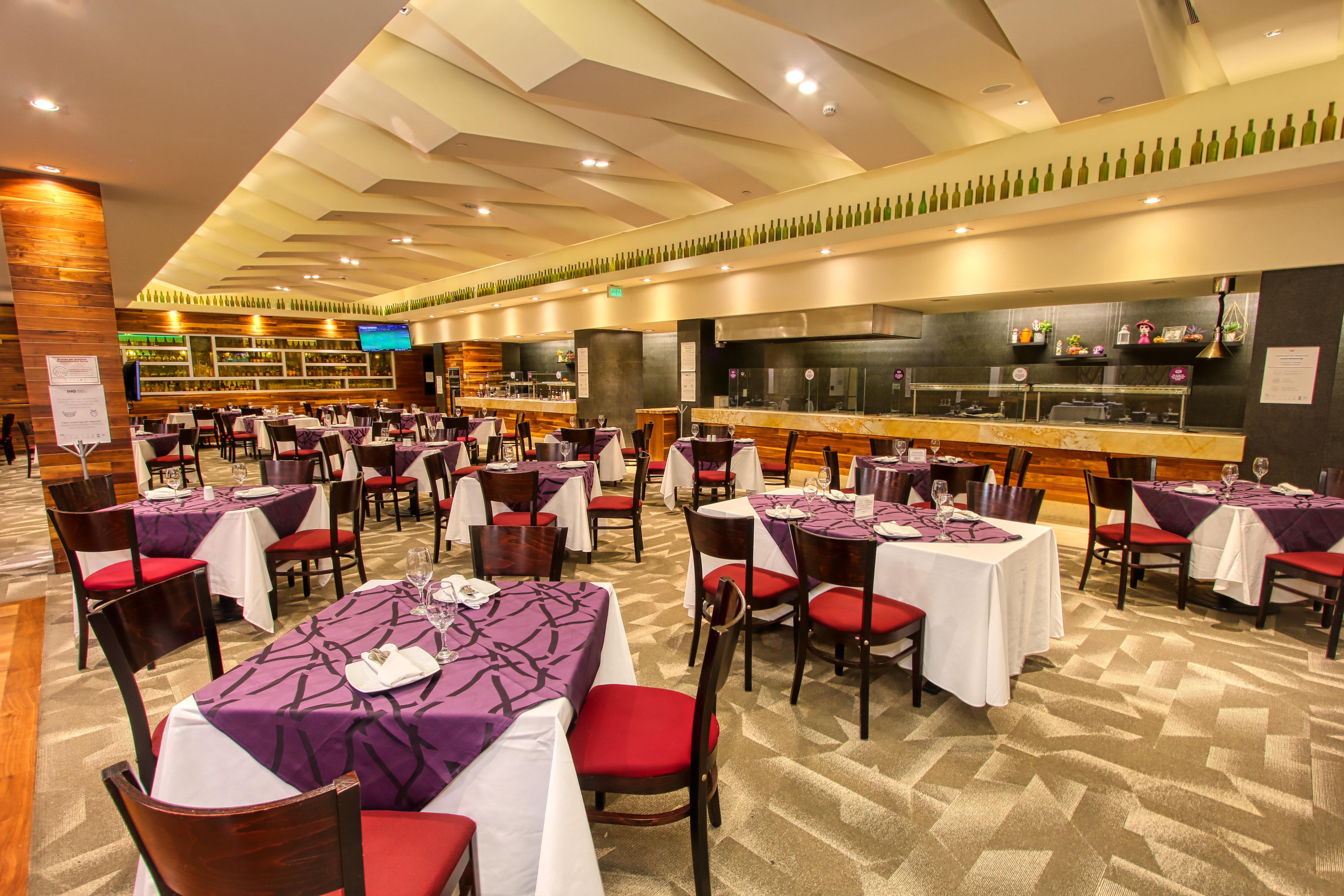 Holiday Inn & Suites Plaza Mayor By Ihg León Exteriér fotografie
