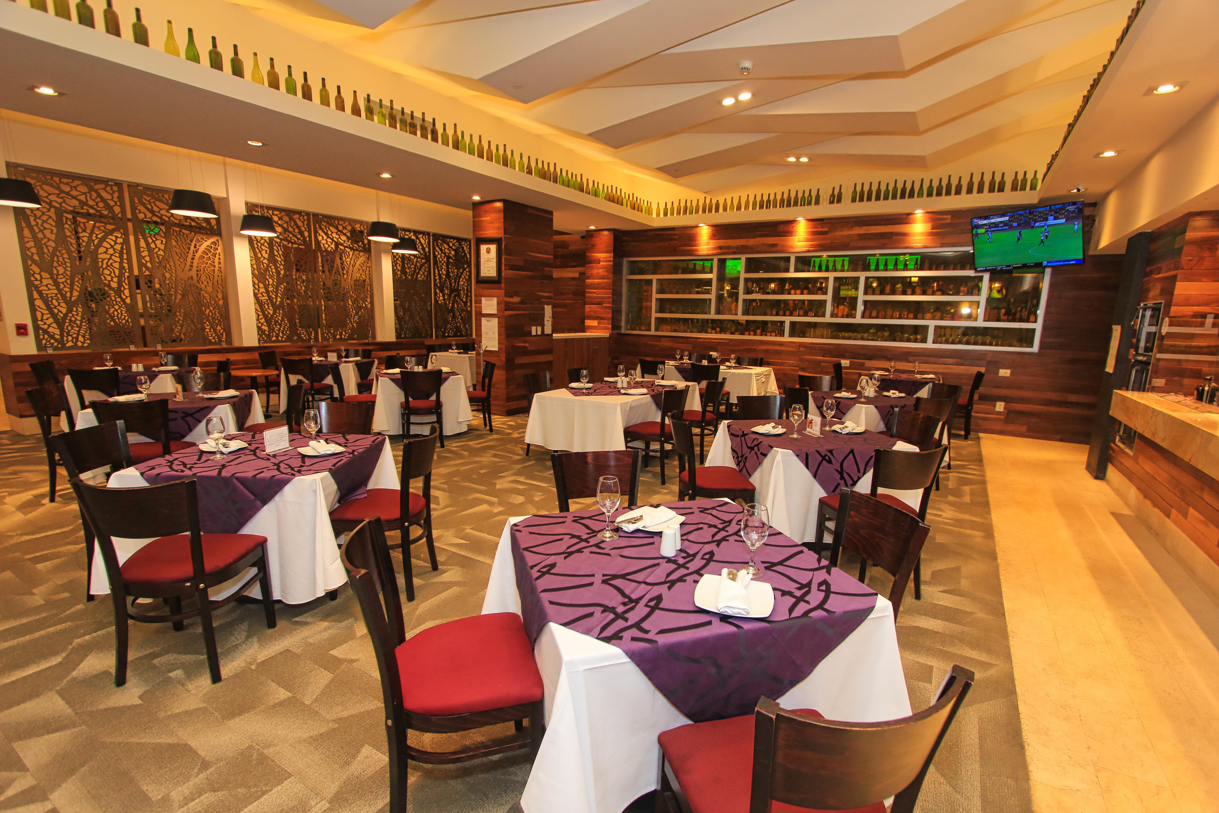 Holiday Inn & Suites Plaza Mayor By Ihg León Exteriér fotografie