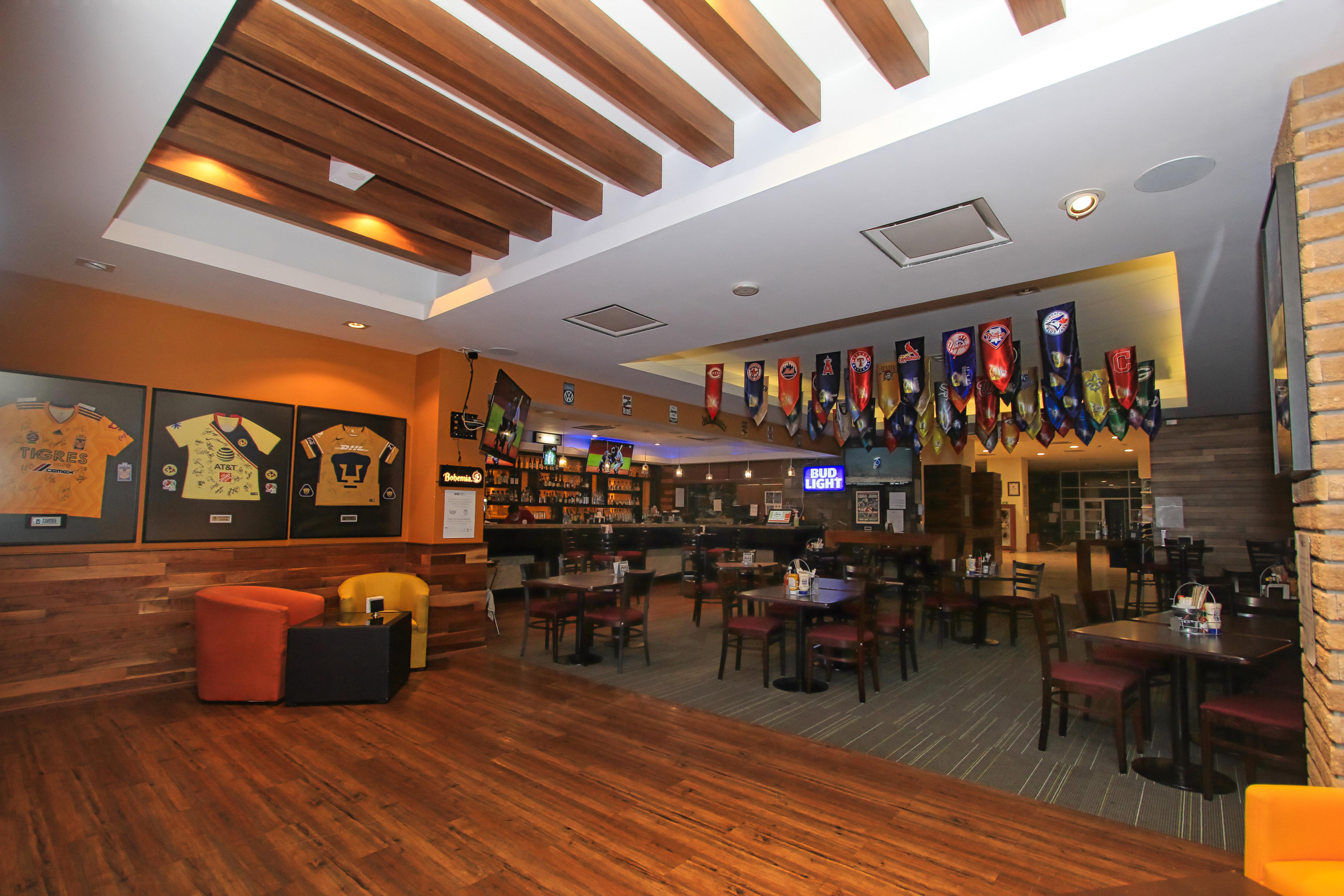 Holiday Inn & Suites Plaza Mayor By Ihg León Exteriér fotografie